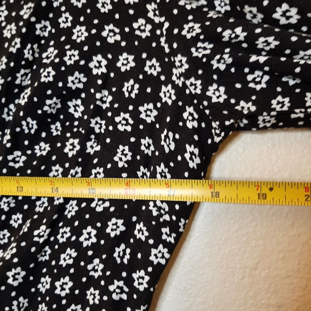 NEW AFRM Nordstrom Madsen Dress Black Women Size M Long Sleeve Ditsy Floral Slit - Picture 4 of 14